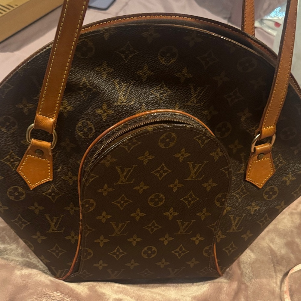 Louis Vuitton Classic Monogram Shoulder Bag